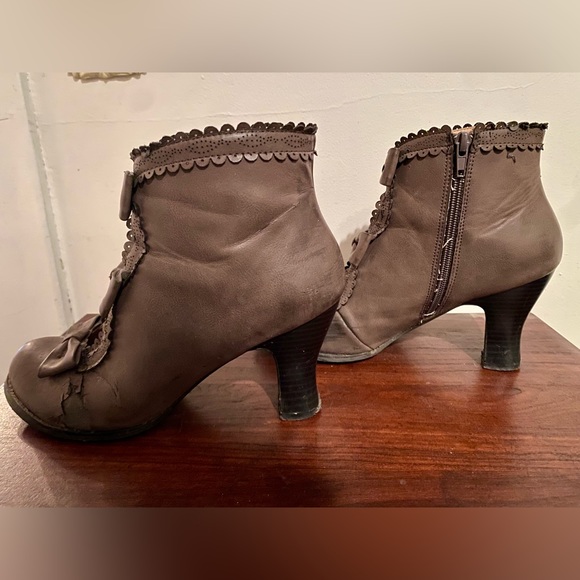 ModCloth 70s style ankle boots size 8 - Picture 4 of 12